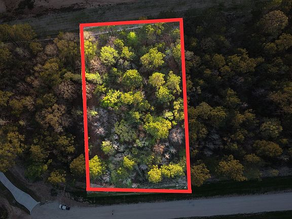 5th image of 186 Bunkhouse Rd