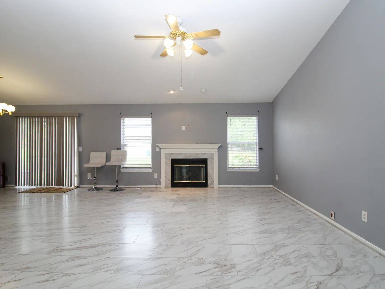 3 bed, 1704 sqft, $2,900 — Photo 4