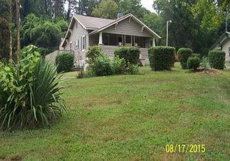 2nd image of 2700 Delrose Dr
