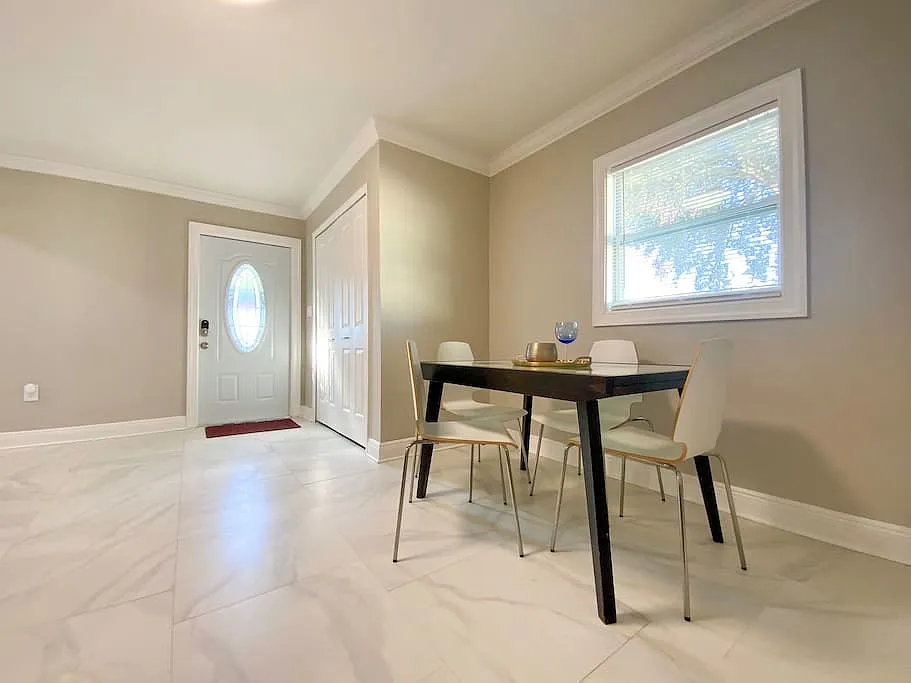 3 bed, $4,500 — Photo 4