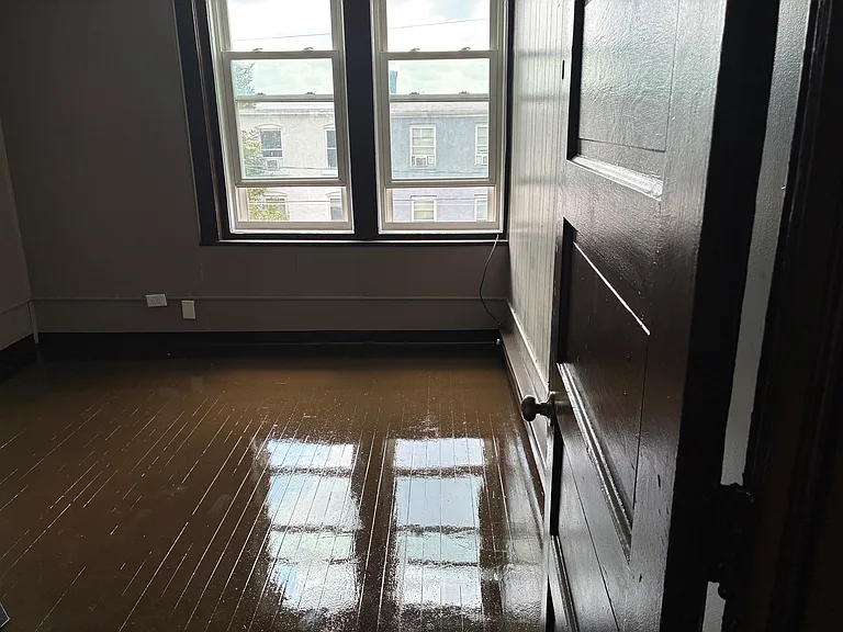 319 Ridge Ave #2 — Photo 13
