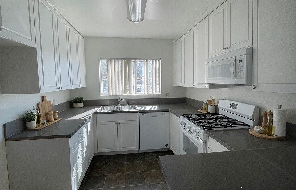 Unit 22 kitchen - two bedroom