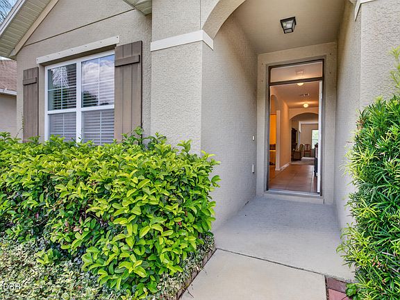 5th image of 121 Fishermans Cove Dr