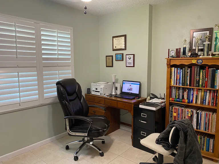 Bedroom-1/office