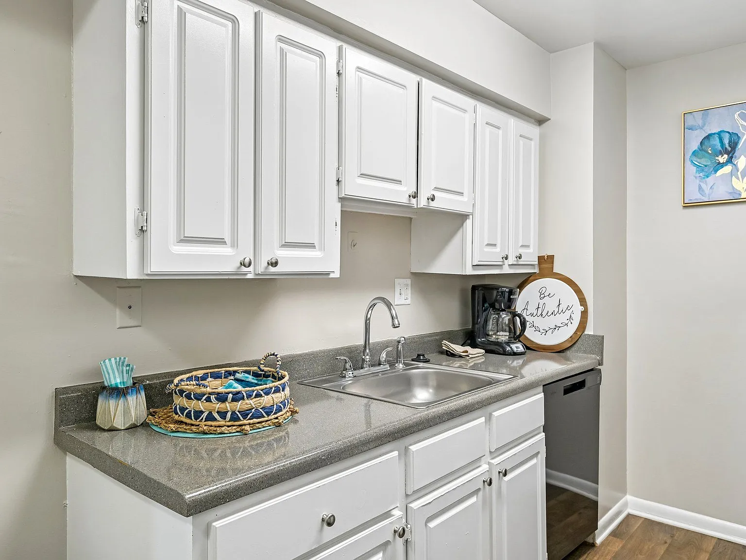 Grand Arbor Reserve Apartment Homes — Photo 4