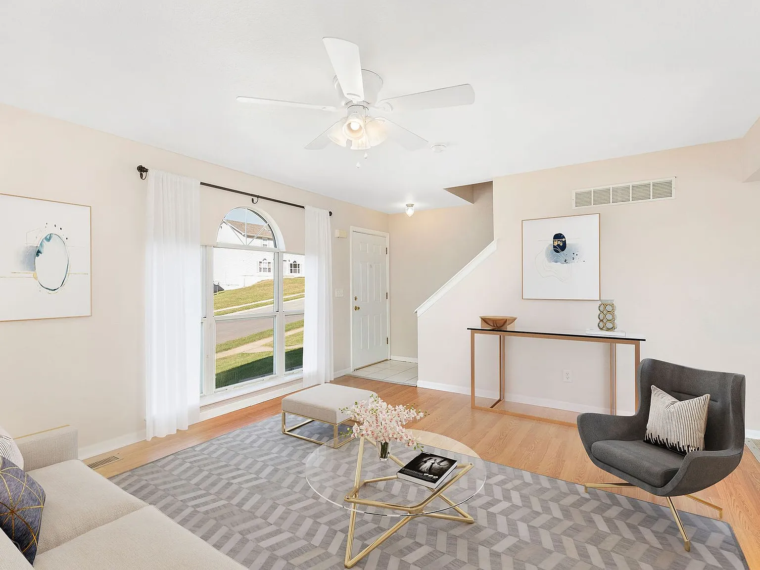 Windsor Townhomes Community — Photo 1
