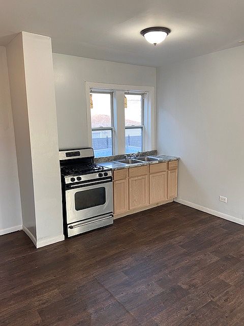 1st image of 1820 W 78th St #1E