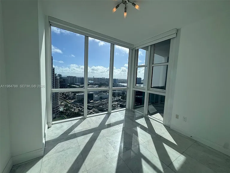 18201 Collins Ave #3505 — Photo 7