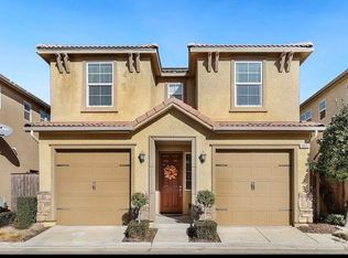 3687 Etchings Way, Clovis, CA 93619