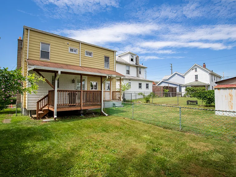 80 E Newport St — Photo 20