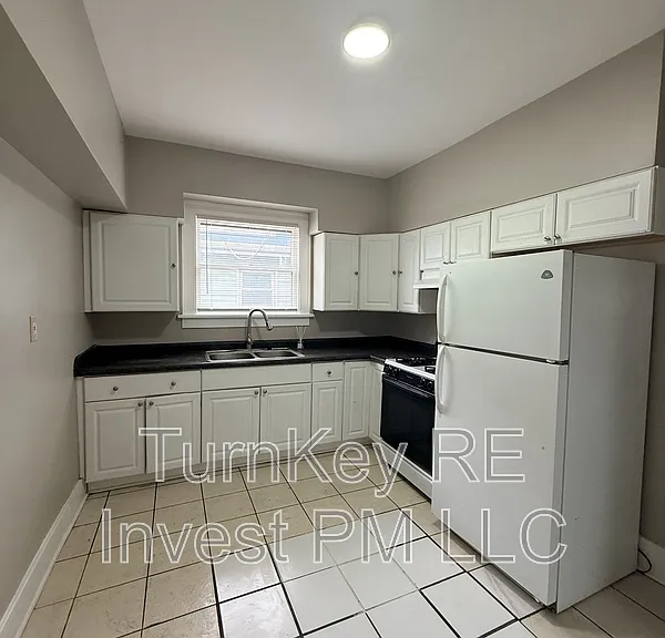 705 North Ave — Photo 6