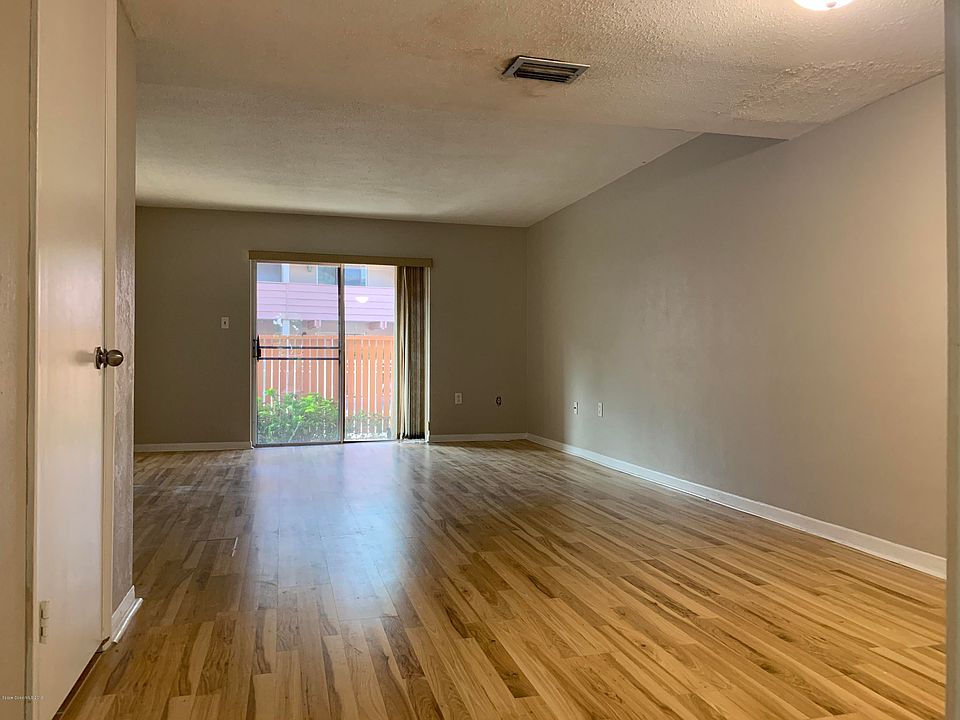 1st image of 2503 Country Club Dr #114