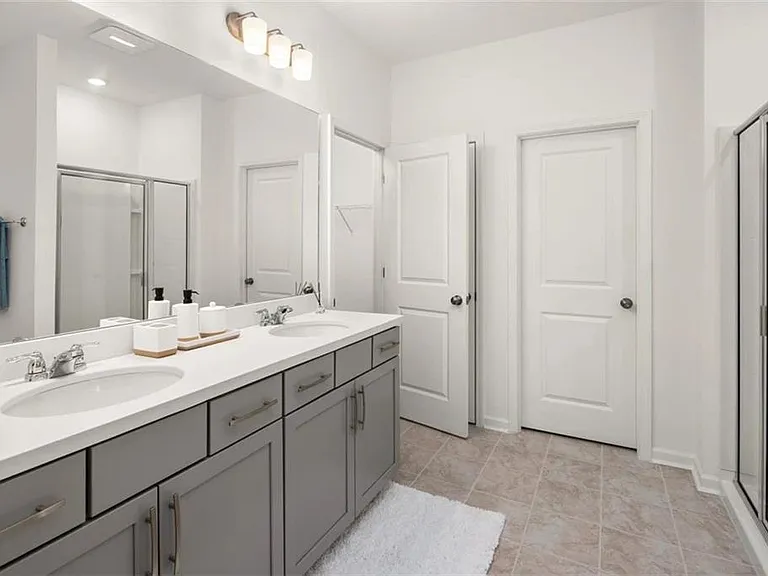 1610 Wellston Dr — Photo 14