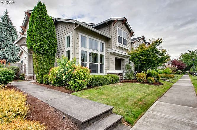1st image of 6533 NE Rosebay Dr