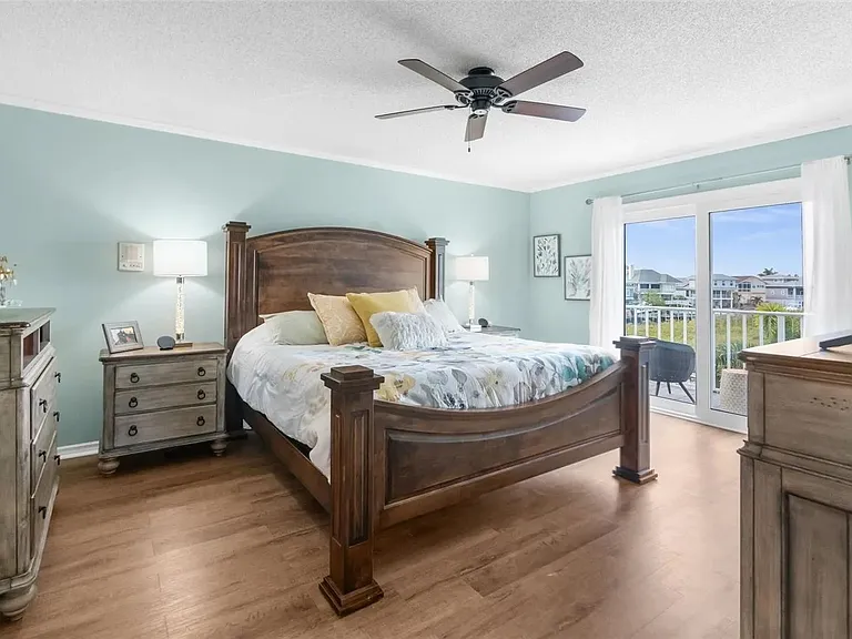 6029 Bayway Ct — Photo 17