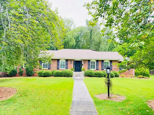 701 Lenna Ln, Dalton, GA 30720