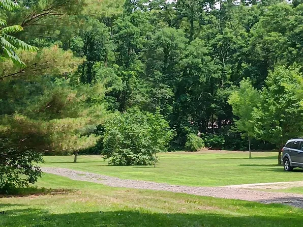 16089 Prospect Dr, Byron, MI 48418