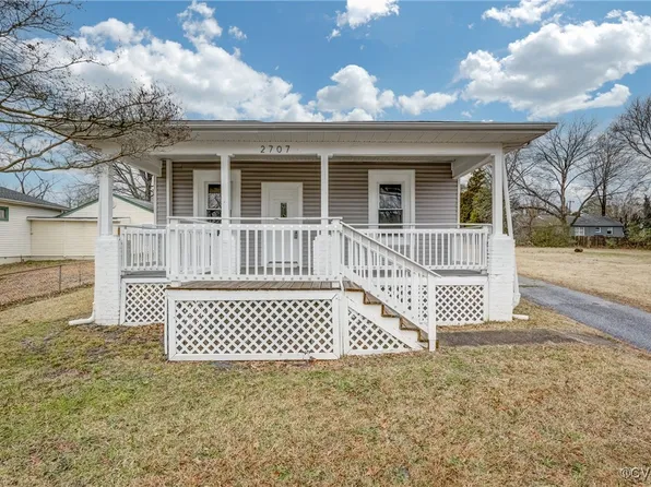 2707 Oaklawn Blvd, Hopewell, VA 23860