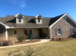 11 Lakeridge Rd, Seale, AL 36875