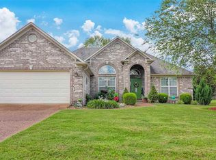 18 Flaxen Cv, Jackson, TN 38305