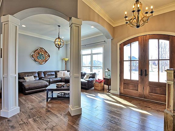 3rd image of 6288 Fieldwood Ct