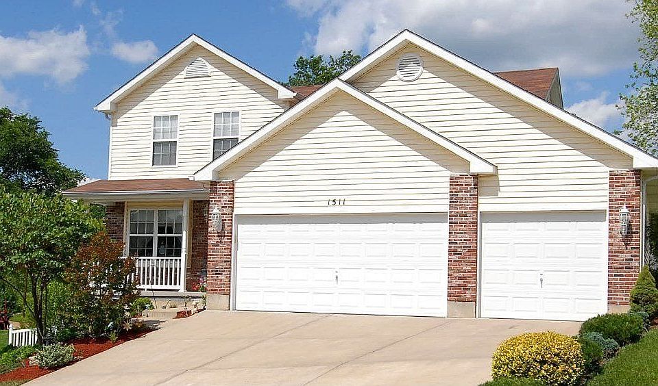 For Sale: 1511 White Dawn Court, Arnold, MO 63010