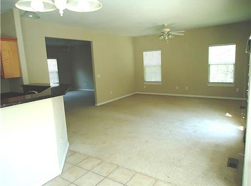 5th image of 6 N Hanover Dr
