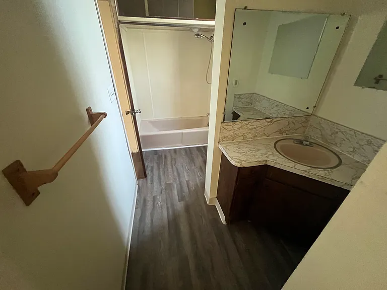 1611-1613 Liberty St #1 — Photo 8