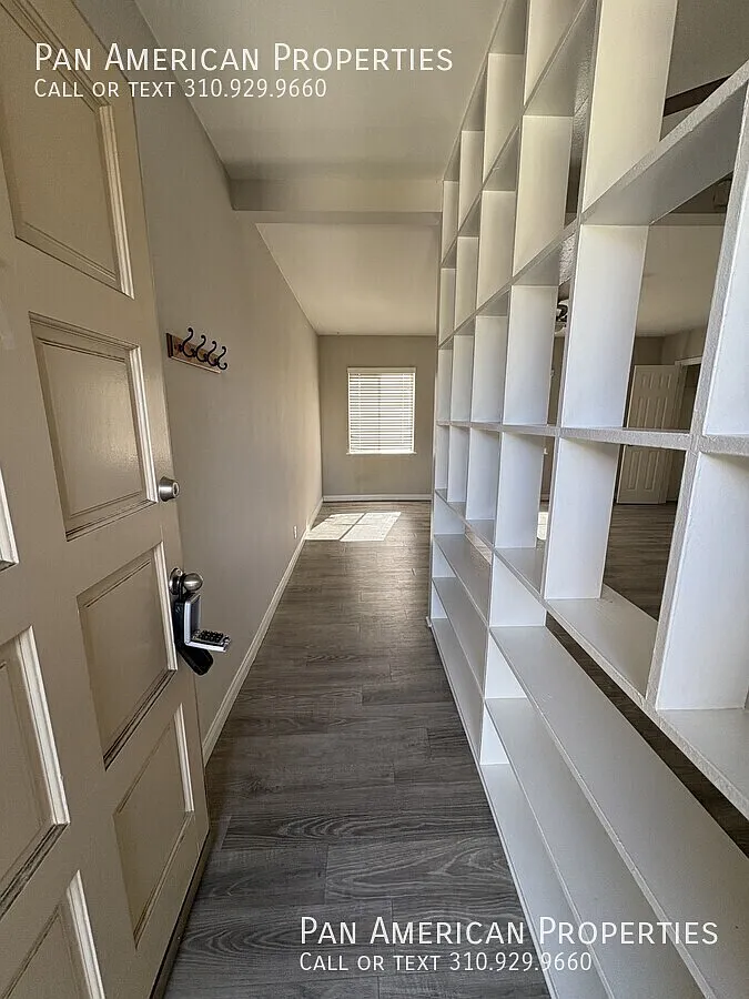 1 bed, 550 sqft, $1,900 — Photo 1