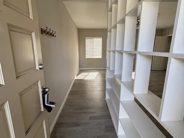 335 S Los Robles Ave APT L, Pasadena, CA 91101