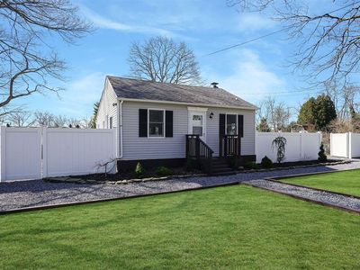 22 Blossom Avenue, Holtsville, NY, 11742