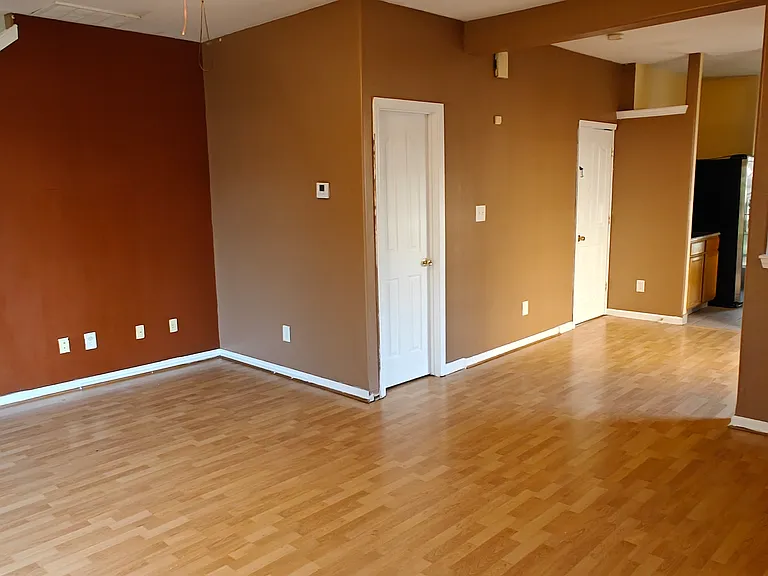 1510 Sylvia Ct — Photo 3