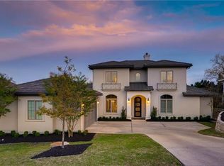 56 Autumn Oaks Dr, The Hills, TX 78738