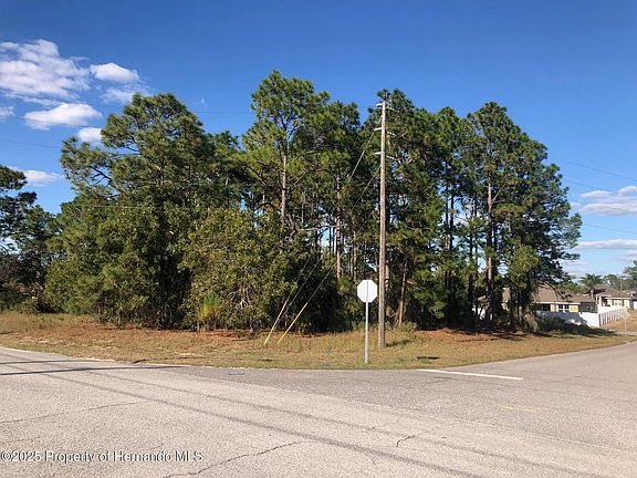 3rd image of 0 Linden Dr
