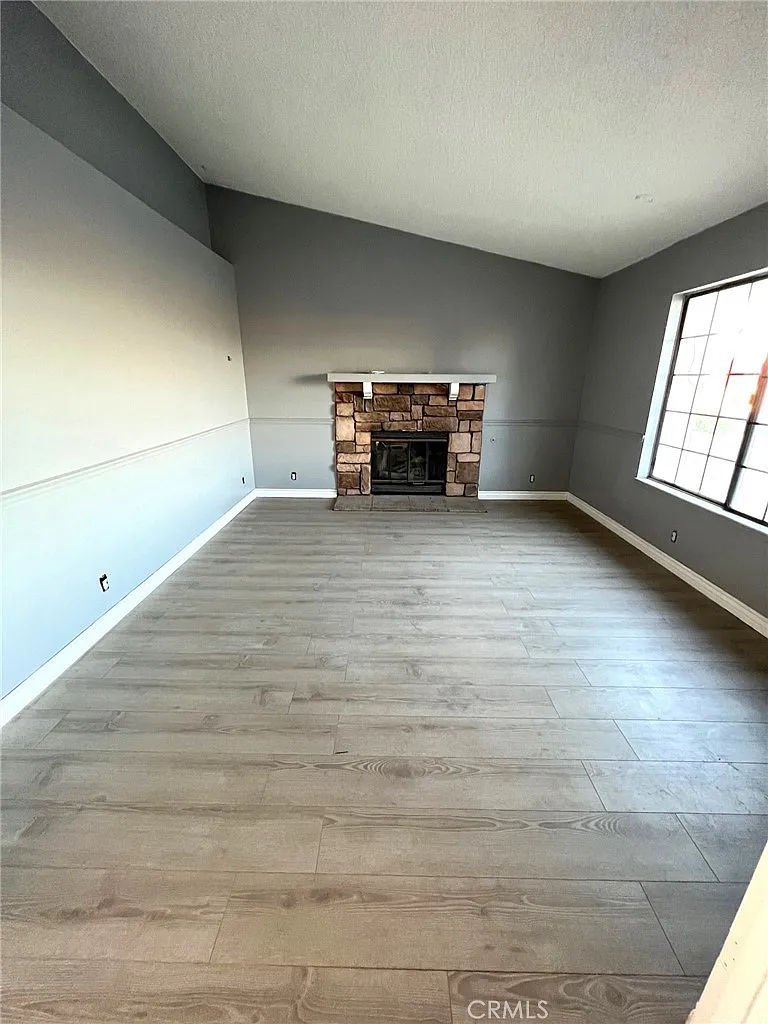 3 bed, 2134 sqft, $2,850 — Photo 2