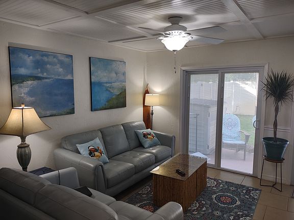 5th image of 4011 Saxon Dr