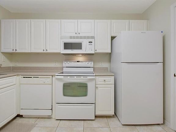 5th image of 1200 Town Center Dr APT 510