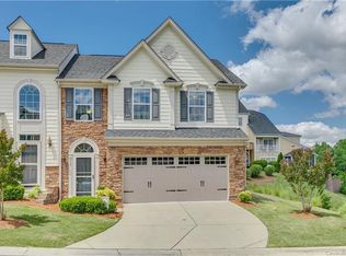 515 Sailview Dr, Tega Cay, SC 29708