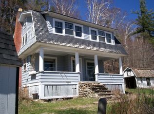 90 Grove St, Saranac Lake, NY 12983