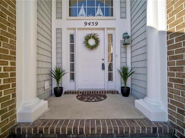9459 Mooring Dr