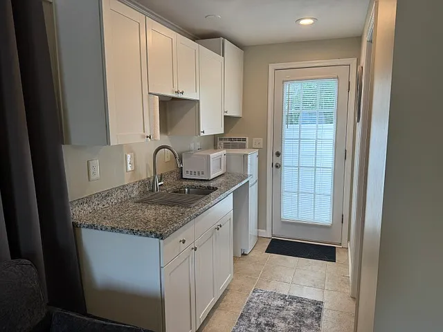 803 Culpeper St — Photo 4