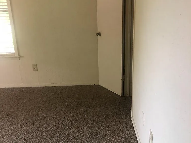 Unit Photo