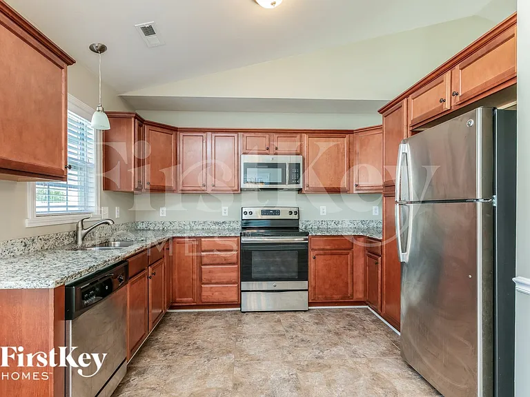 5810 Sycamore Glen Rd — Photo 8