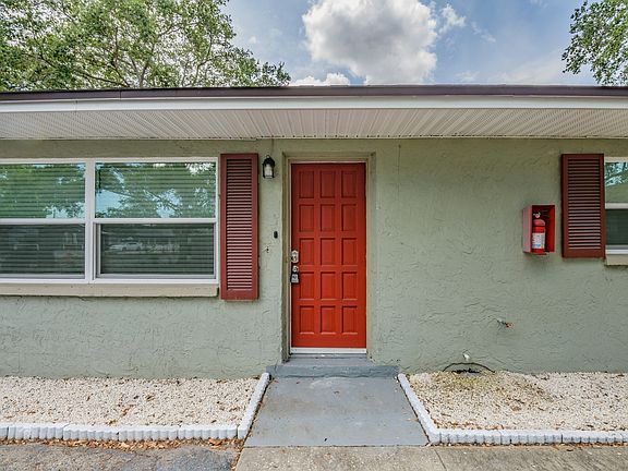 5th image of 1506 Leo Ln E