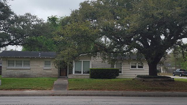 1st image of 2607 N Ben Jordan St