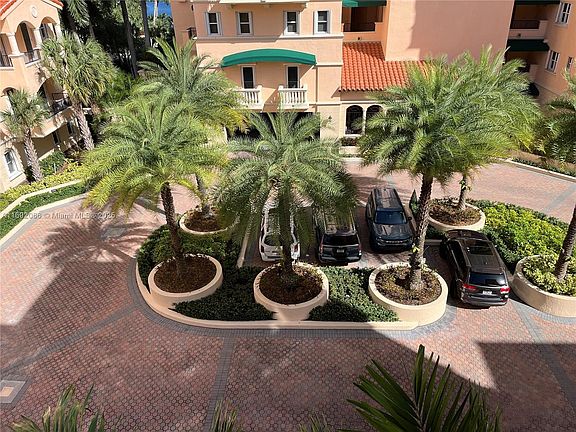 4th image of 13631 Deering Bay Dr APT 238