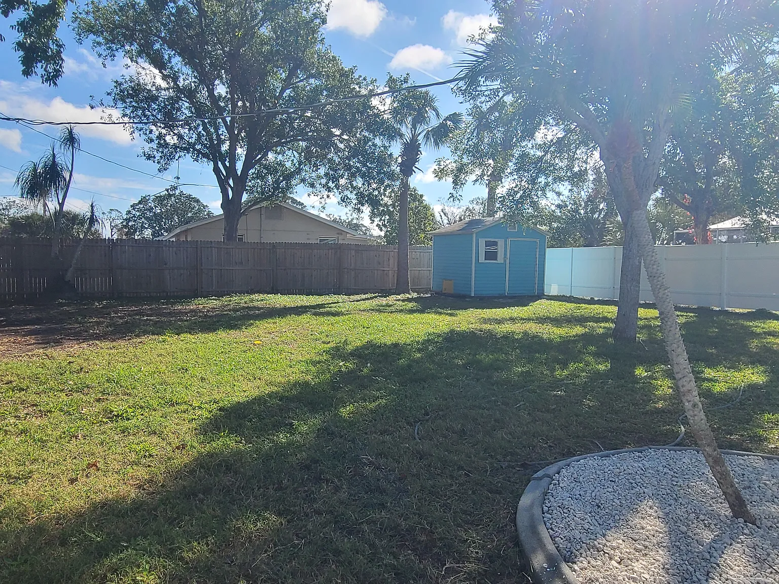 105 Magnolia Ave — Photo 3
