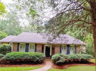 871 Longview Dr, Canton, GA 30114