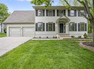 2006 NE Newport Ct, Blue Springs, MO 64014