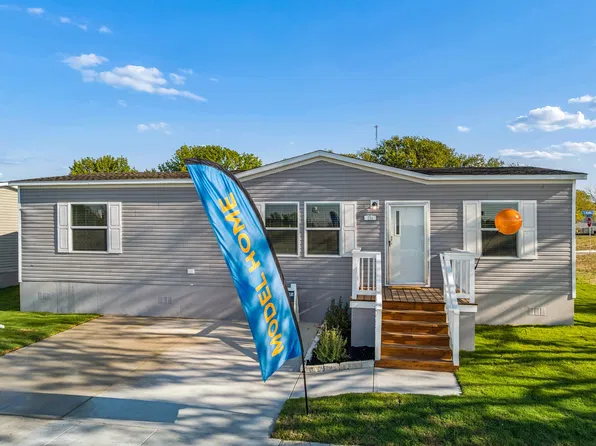 231 Lourdes Ln, Kyle, TX 78640
